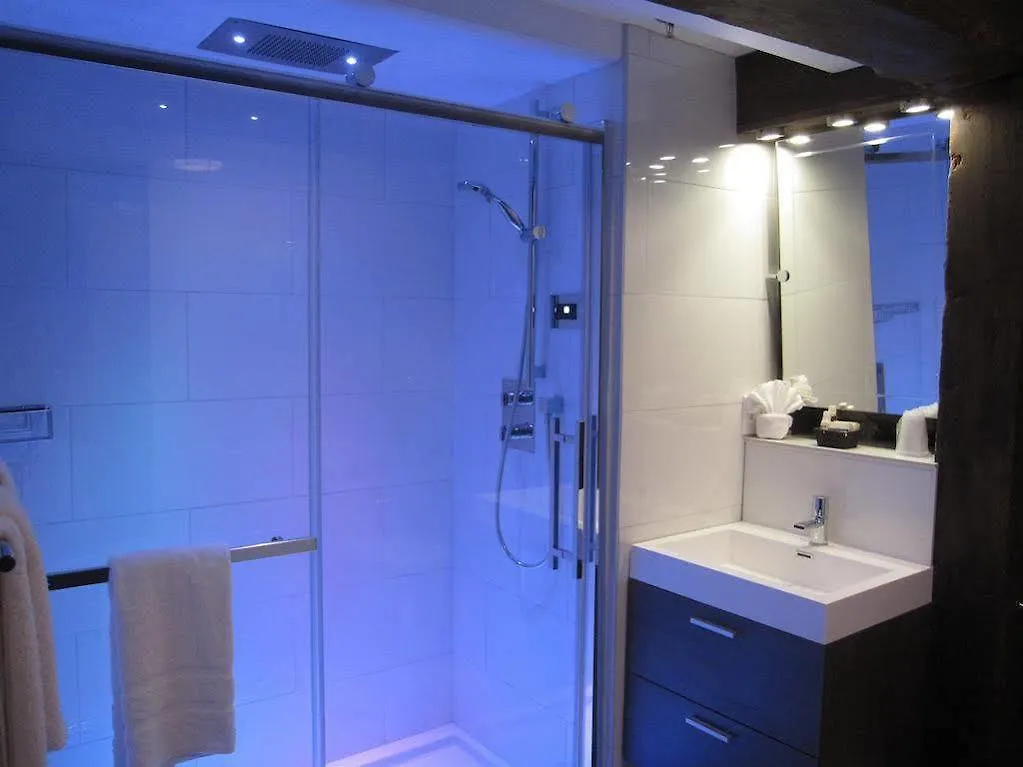 Inn Hotel Epik Montreal